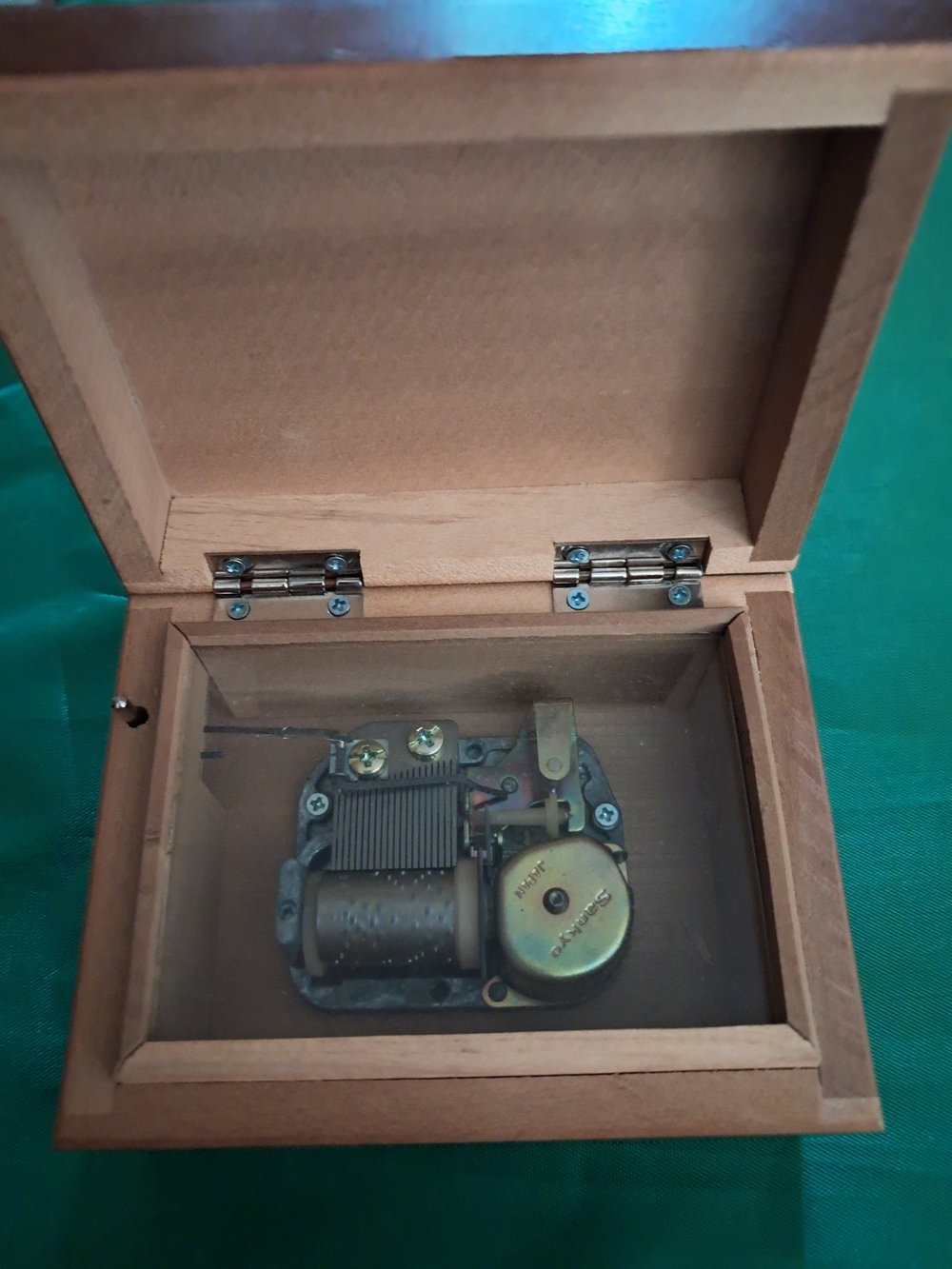 Hummel Music Box - Picture 2 of 2